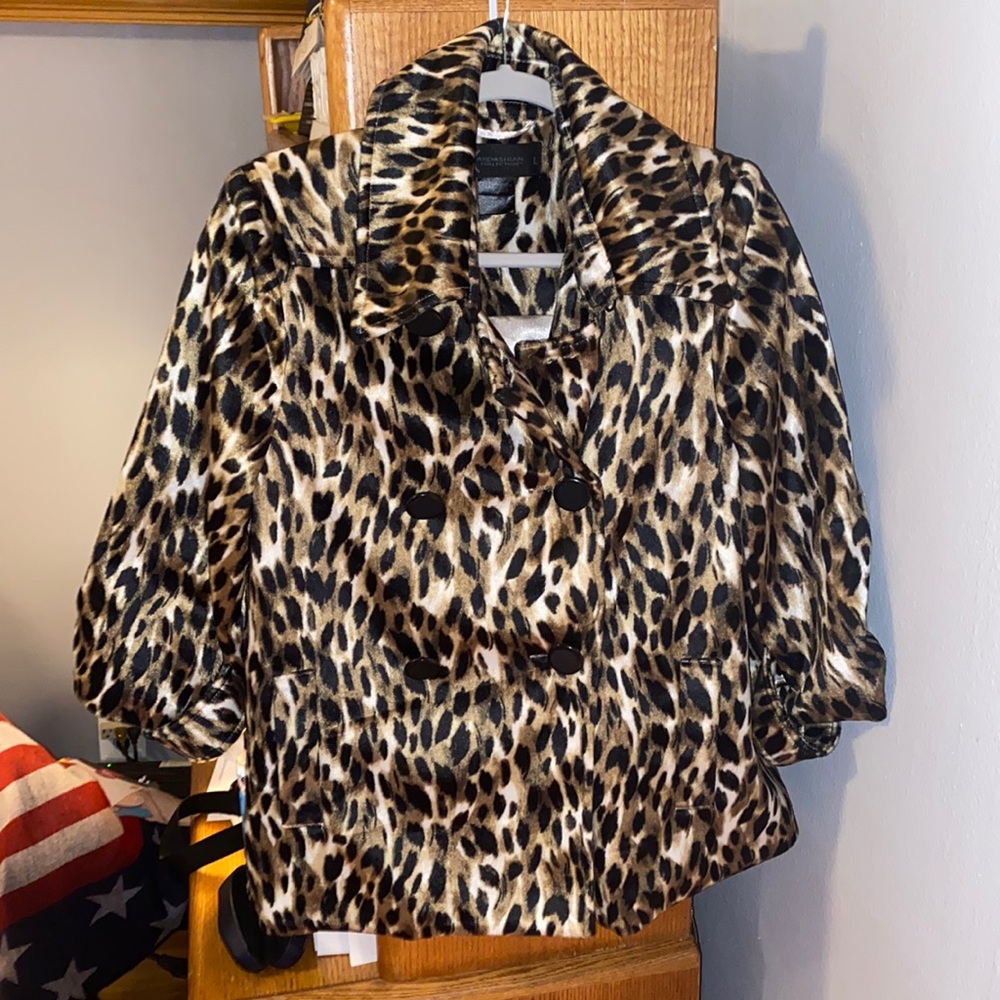 BEAUTIFUL KARDASHIAN KOLLECTION LEOPARD PRINT COAT